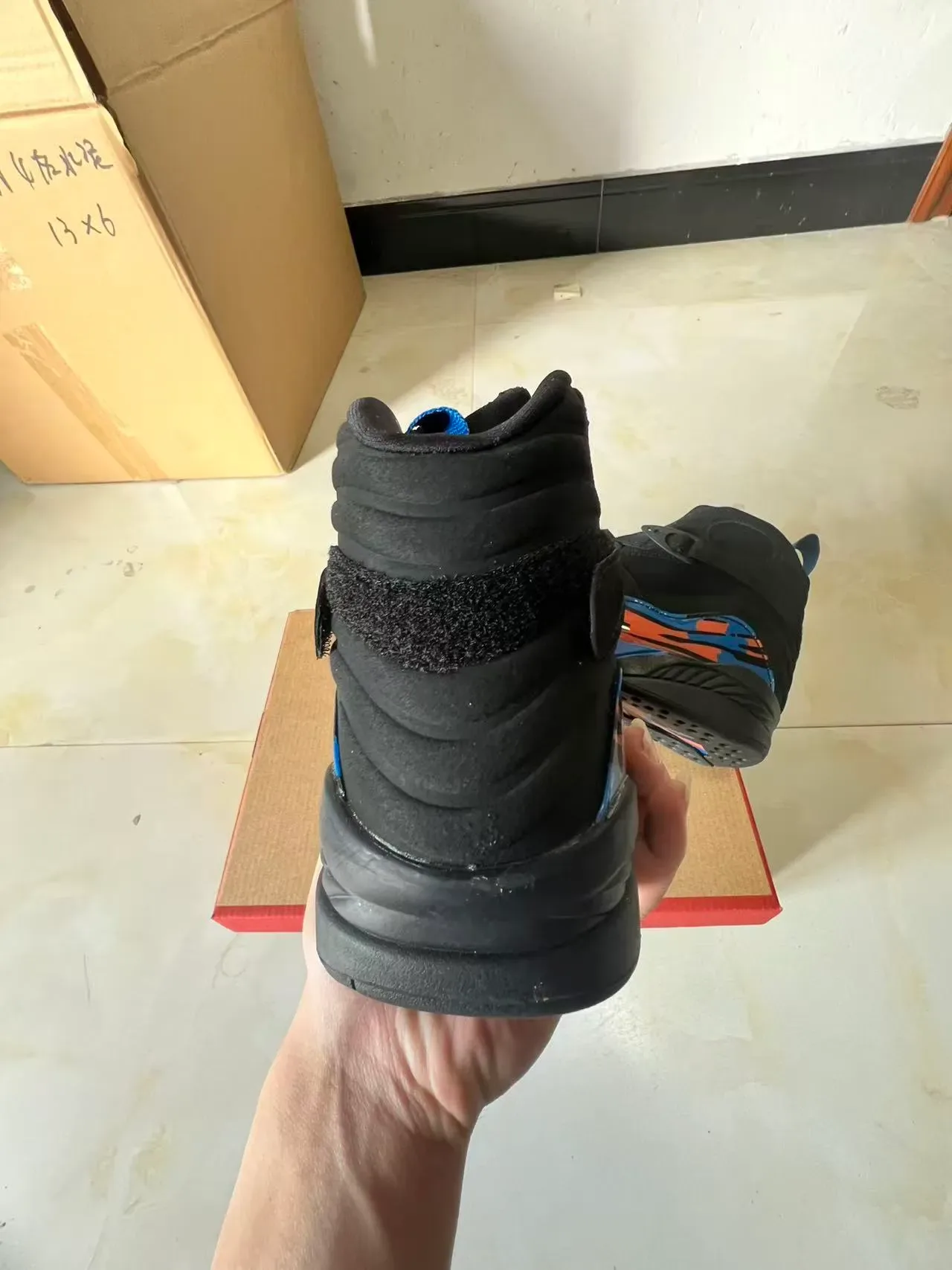 Air Jordan 8 Noir Bleu Orange Flamme Chaussures de basketball 8
