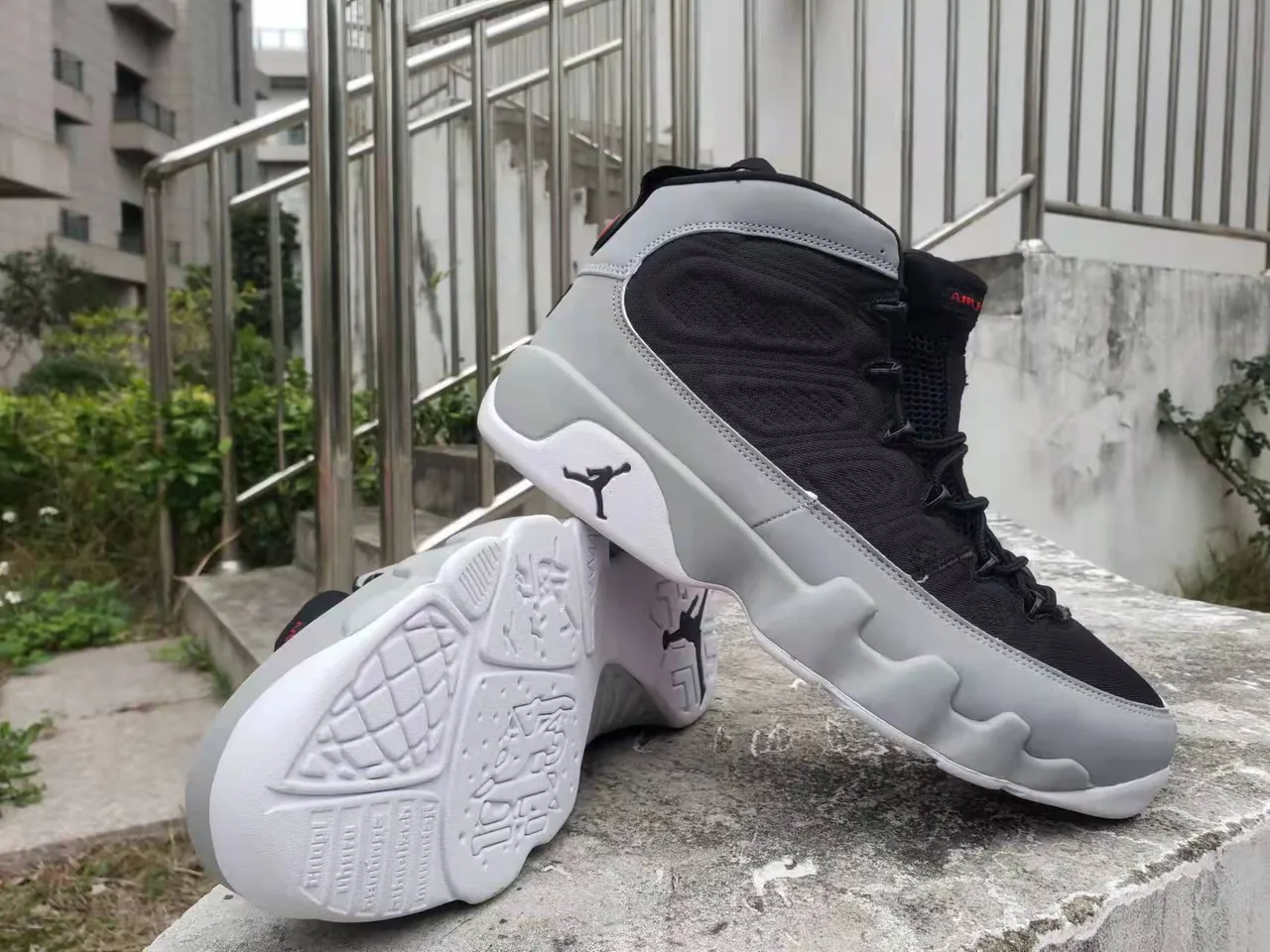 Air Jordan 9 Black and Gray Basketball Shoes 3