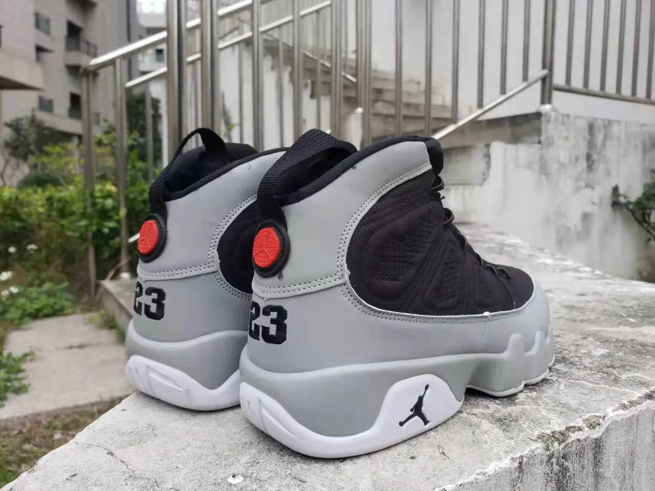 Air Jordan 9 Black and Gray Basketball Shoes 4