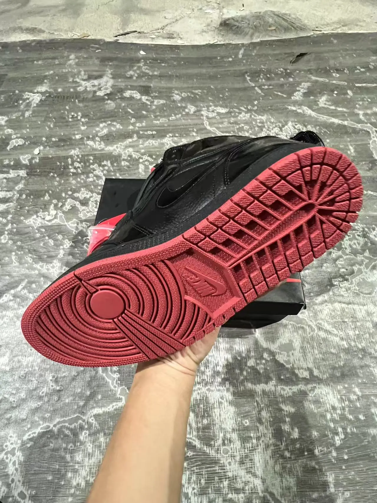 Air Jordan Black Red High-Top Patent Leather Overlay Basketball Shoes 6