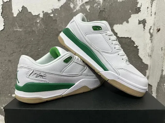 Zapatillas lifestyle Air Jordan Flight blanco y verde con suela de goma 2