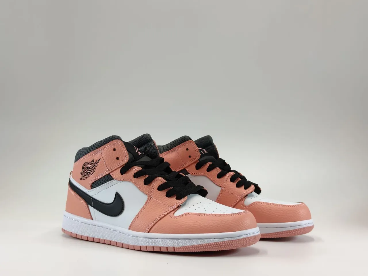 Air Jordan Pink Black High-Top Silhouette Pebbled Leather Upper Basketball Shoes 6