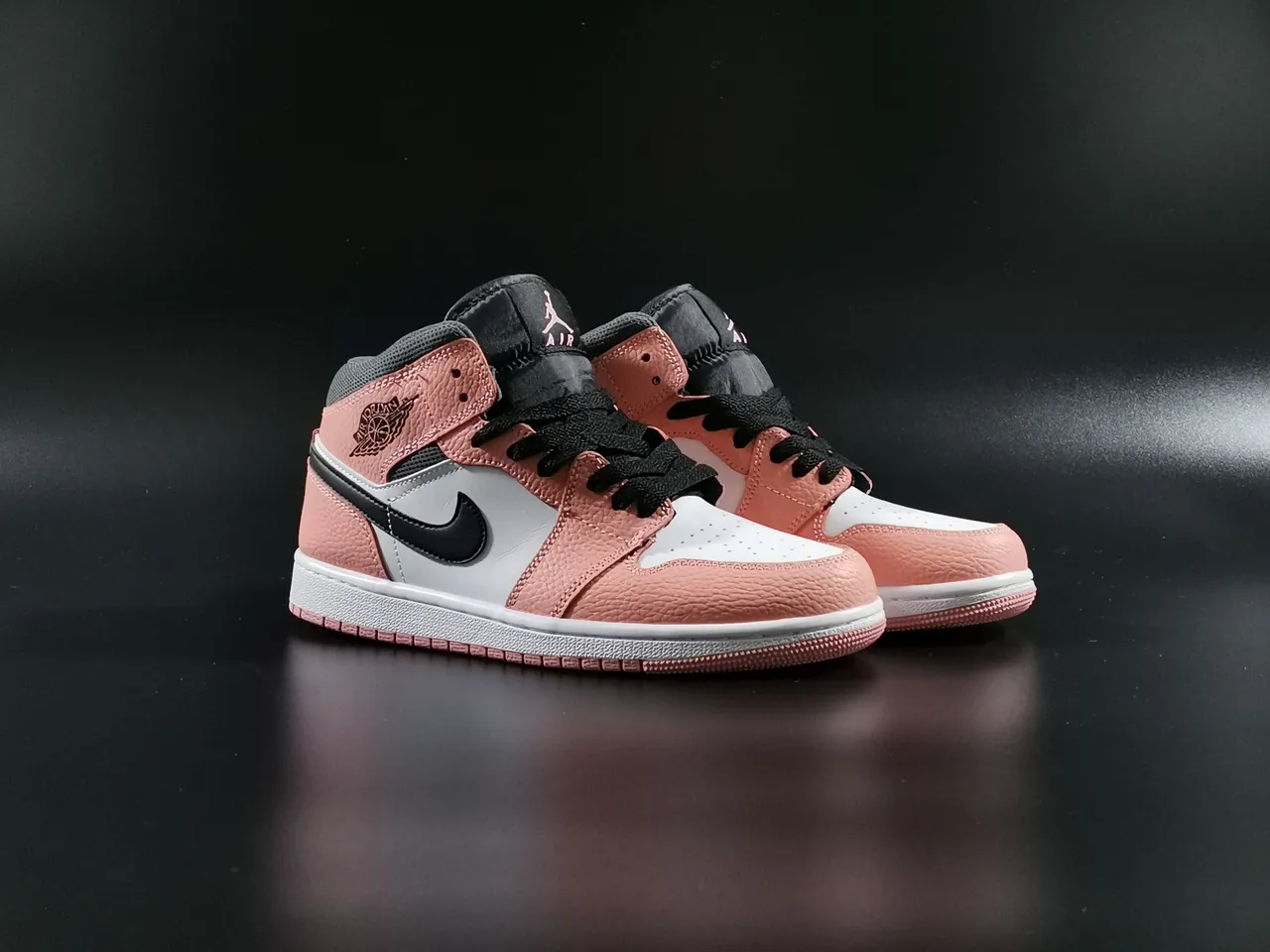 Air Jordan Pink Black High-Top Silhouette Pebbled Leather Upper Basketball Shoes 8