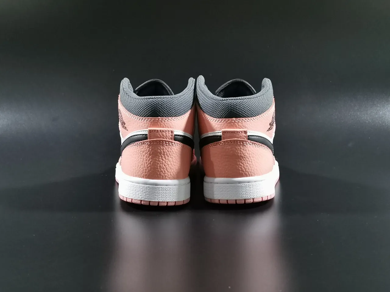 Air Jordan Pink Black High-Top Silhouette Pebbled Leather Upper Basketball Shoes 9