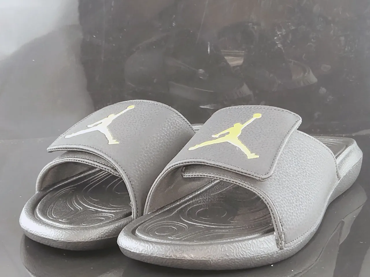 Air Jordan Slide Gray Gold Molded Rubber Sole Textured Pebbled Strap Slippers 2
