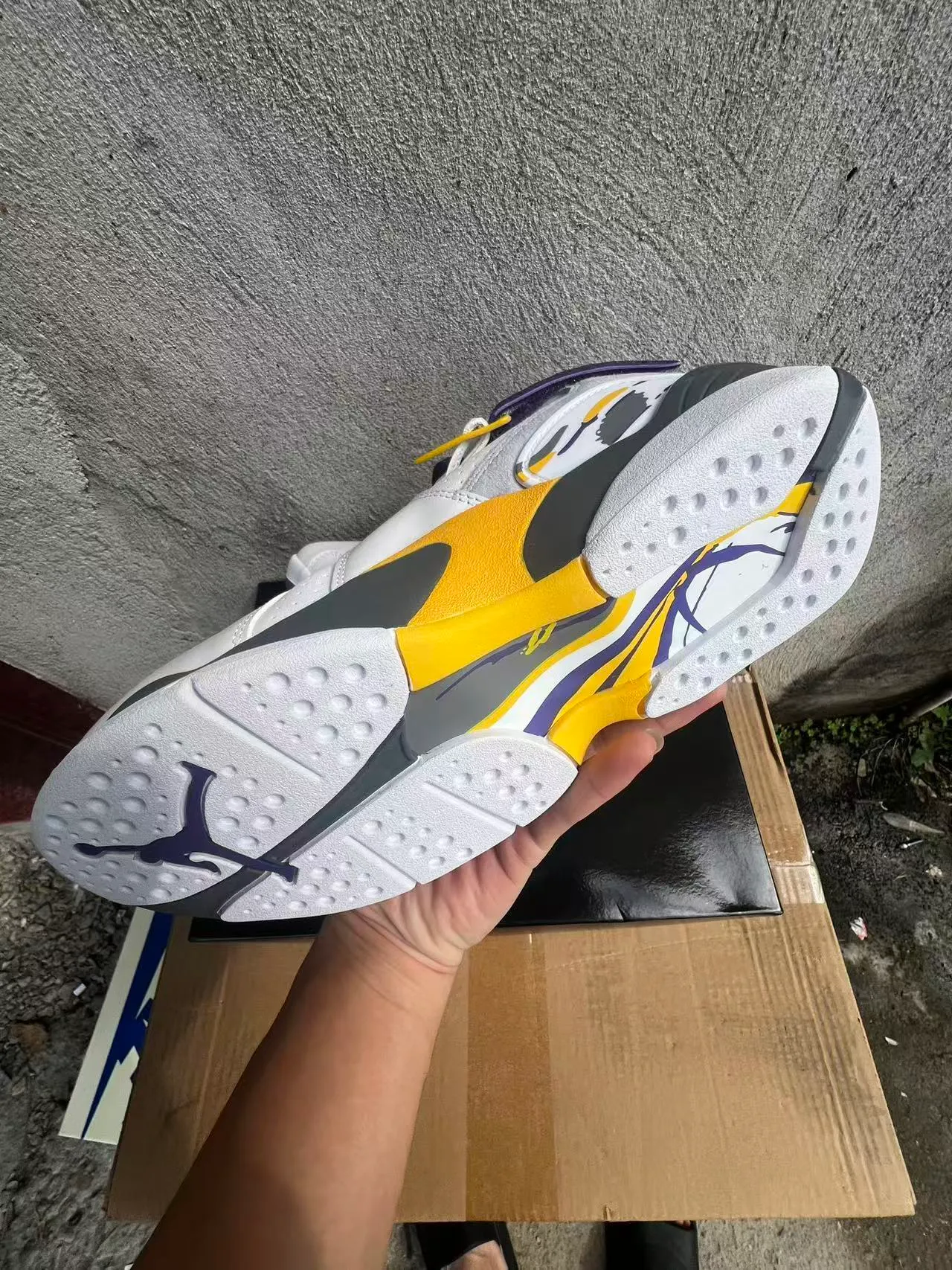 Air Jordan White Purple High-Top Dual-Strap Closure Basketball Shoes 6
