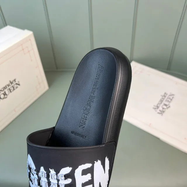Alexander McQueen কালো সাদা Logo-Print স্ট্র্যাপ মোল্ডেড রাবার সোল স্লিপার্স 4