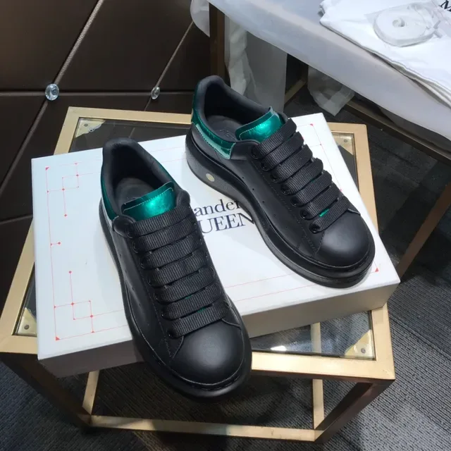 Alexander McQueen ওভারসাইজ্ড স্নিকার কালো সবুজ প্ল্যাটফর্ম সোল এলাস্টিক ওয়েবিং লেস লाइফস্টাইল স্নিকার 6