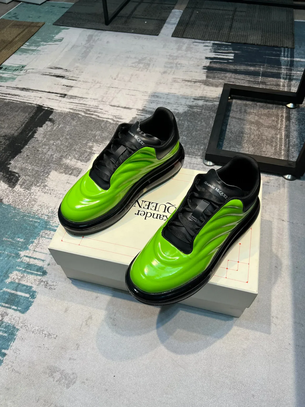 Alexander McQueen حذاء lifestyle Oversize أخضر ليمو أسود 5