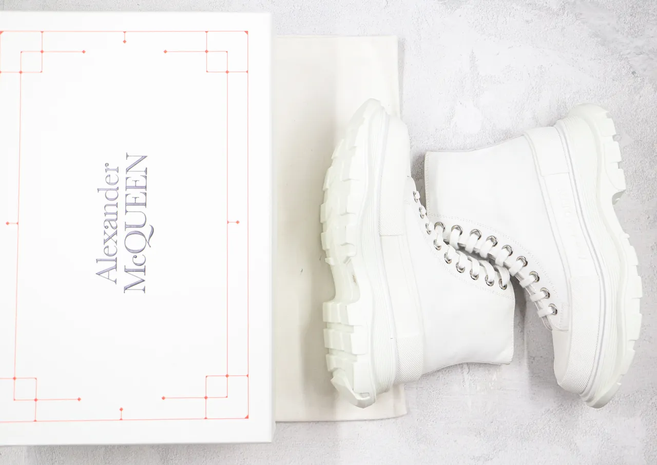 Alexander McQueen Oversized Sneaker White Canvas Martin Boot 9