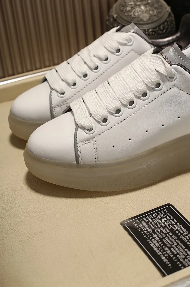 Alexander McQueen Oversized Sneaker সাদা ট্রান্সলুসেন্ট সোল লাইফস্টাইল স্নিকার্স 5