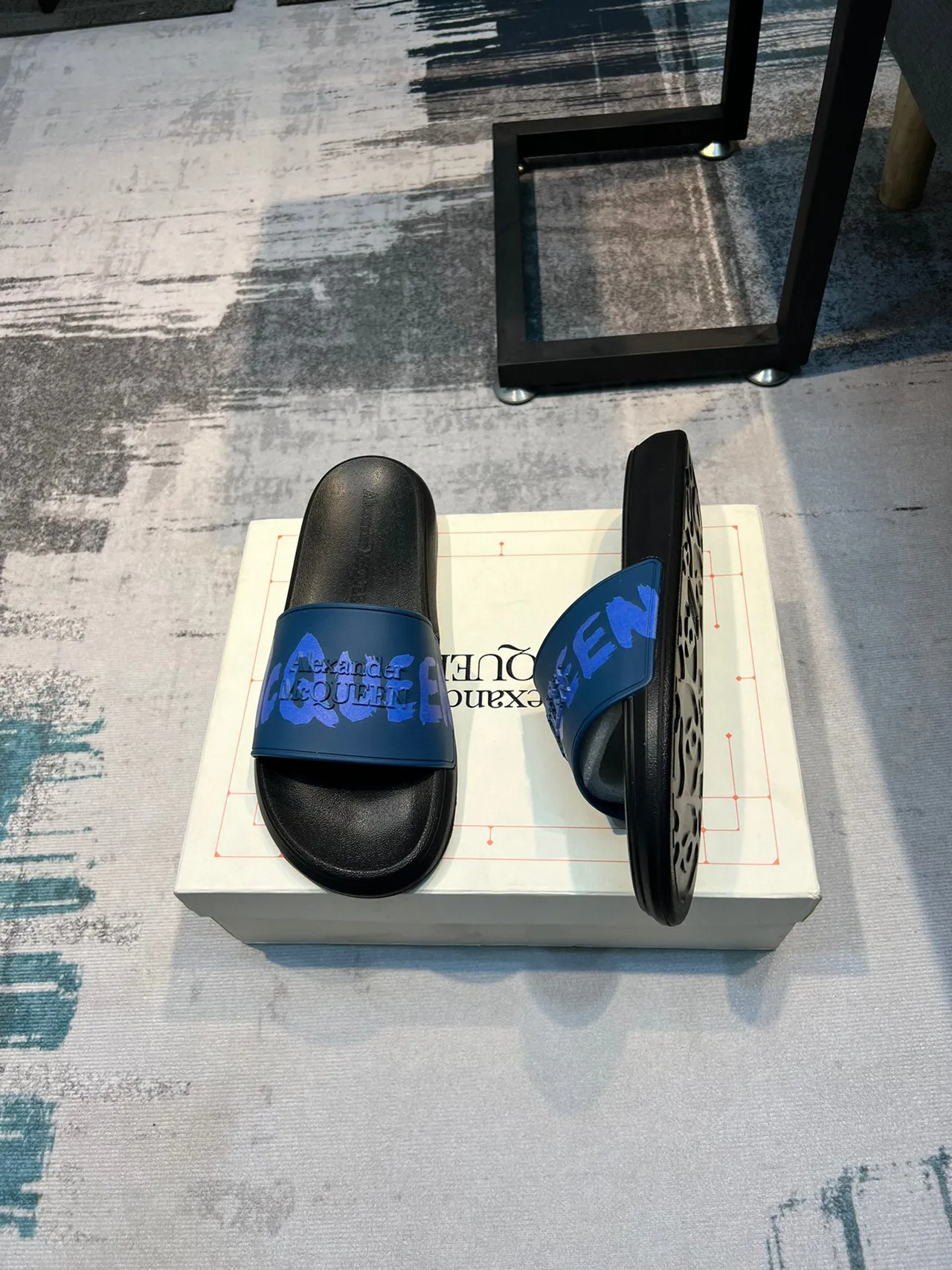 Alexander McQueen Slide Black and Blue Graphic Strap Slippers 4