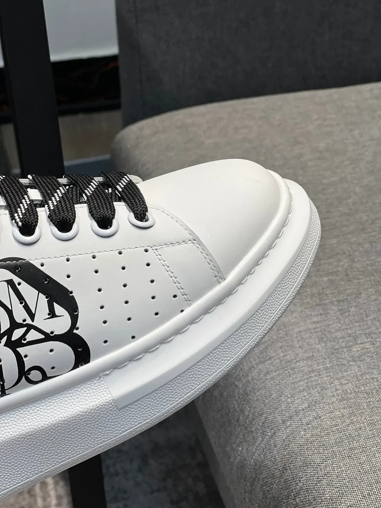 Alexander McQueen White Black Oversized Platform Sole Perforated Leather Upper Lifestyle Sneakers 3