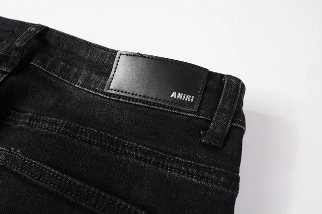 Amiri impression graphique distressed jeans en denim noir 4