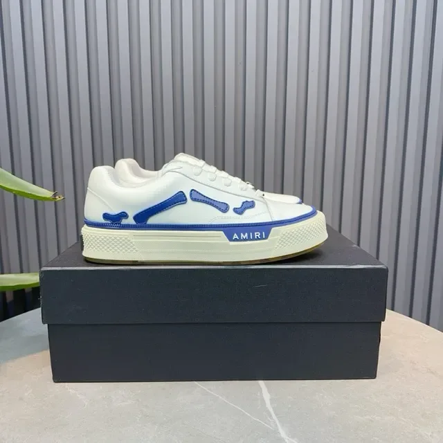 Amiri Skel Top Low Blancs et bleus sneakers lifestyle 2