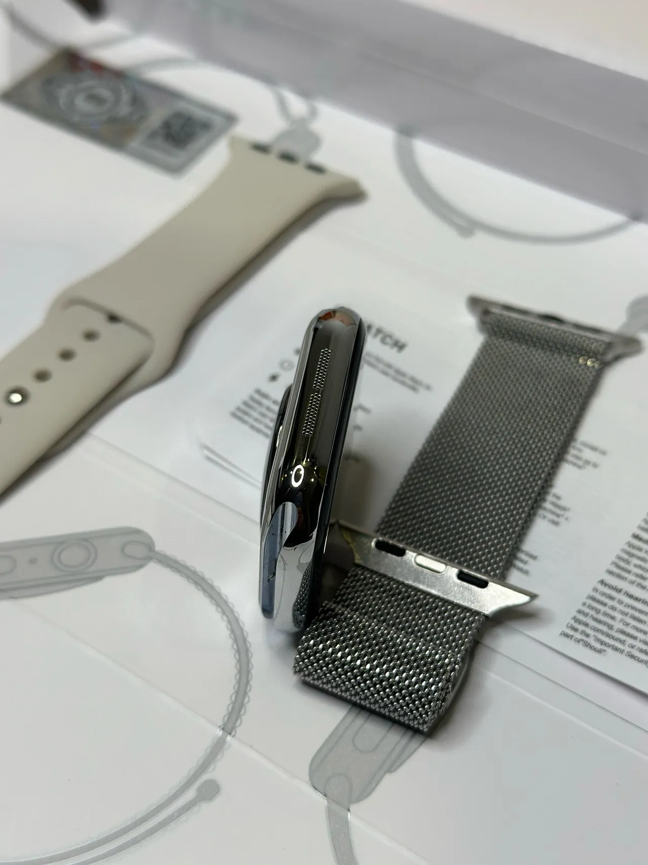 Apple Argent Beige Biseau Plat Étui en Acier Inoxydable Écran Noir Montre Sport 6