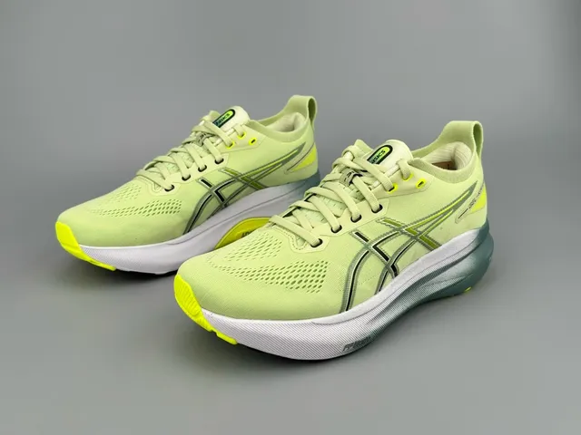 ASICS Gel-Kayano Chaussures de course Vert Lime 6