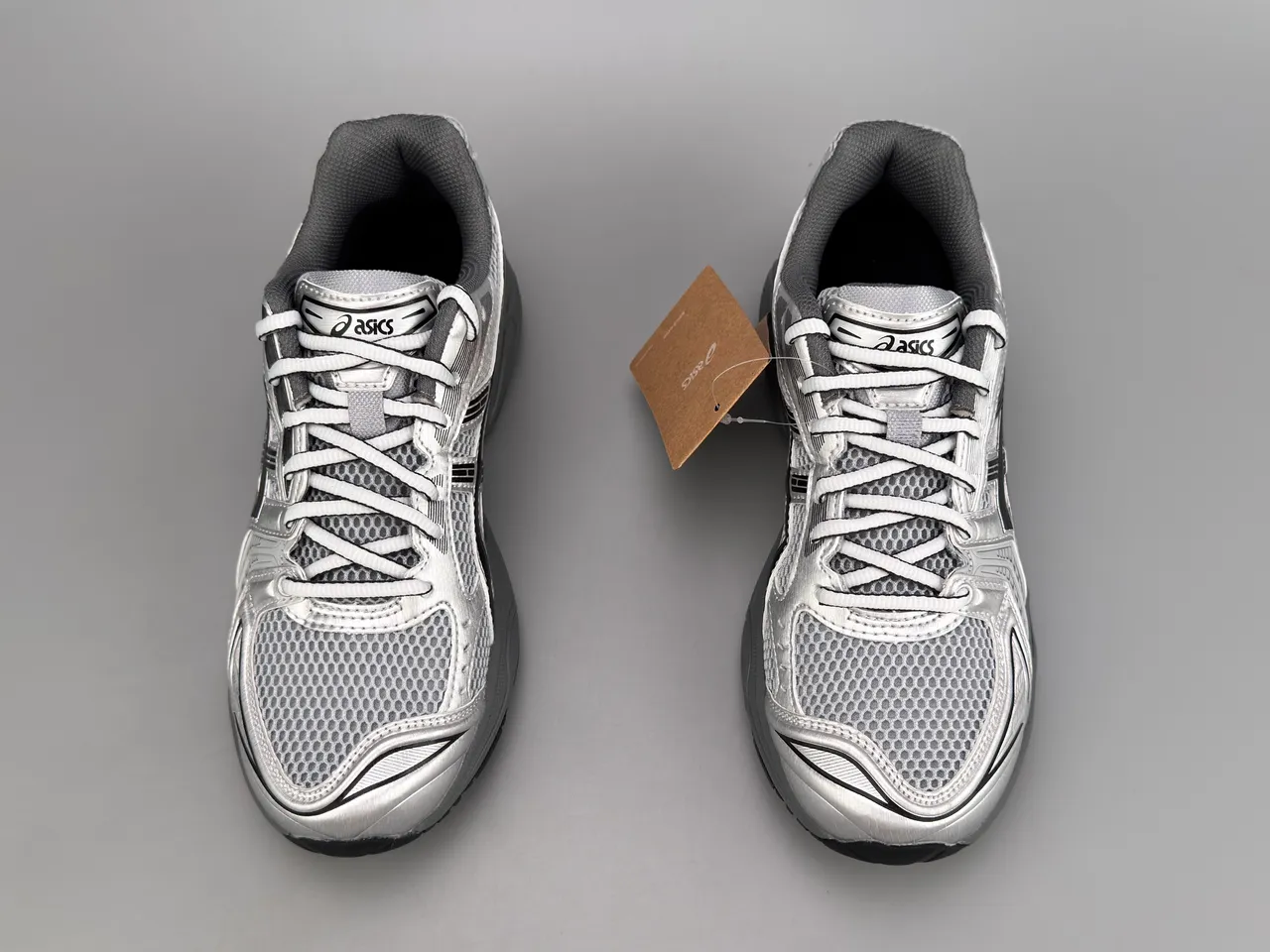 ASICS Gel-Kayano Silver Black Gray Running Shoes 9