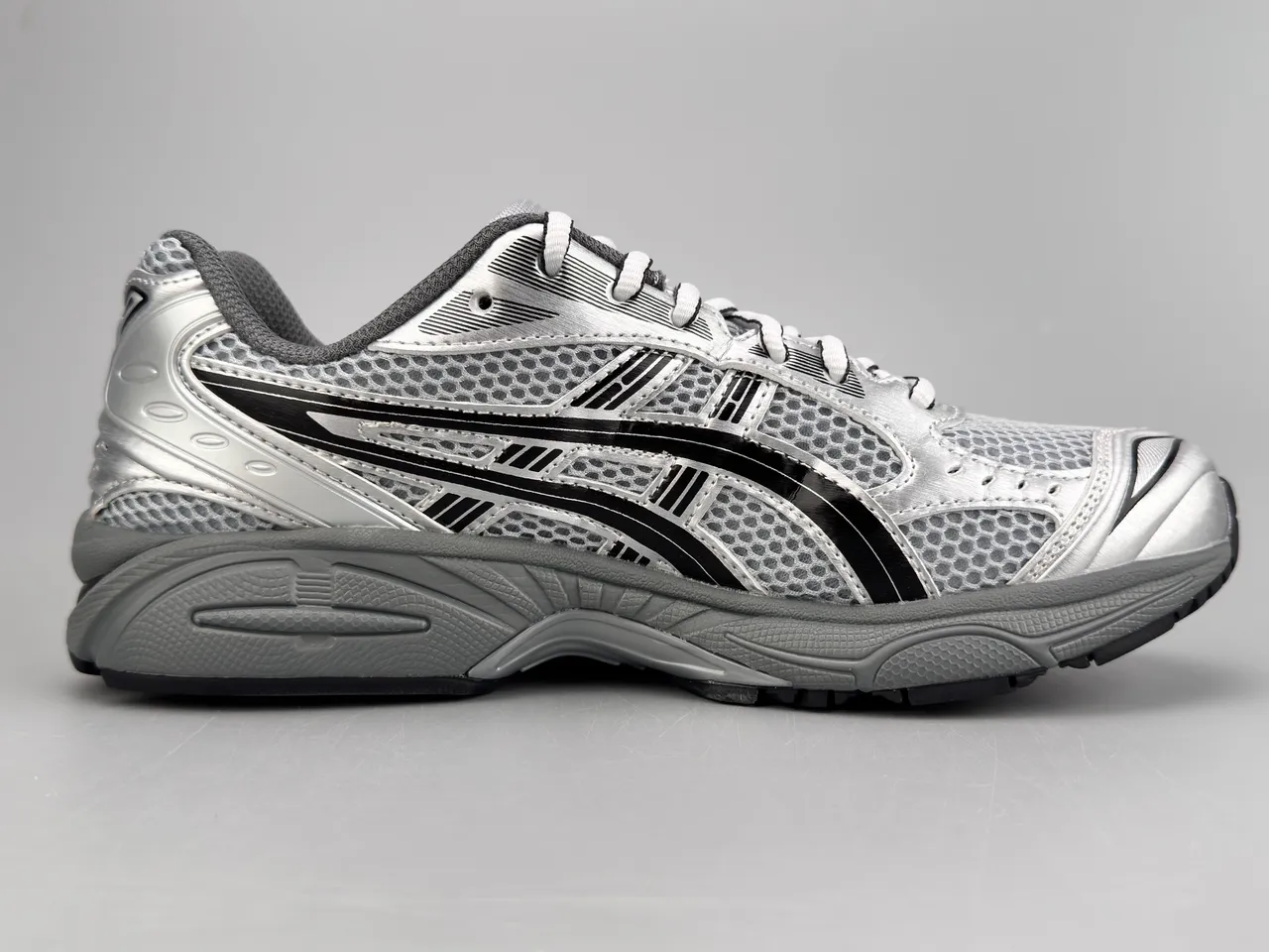 ASICS Gel-Kayano Silver Black Gray Running Shoes 10