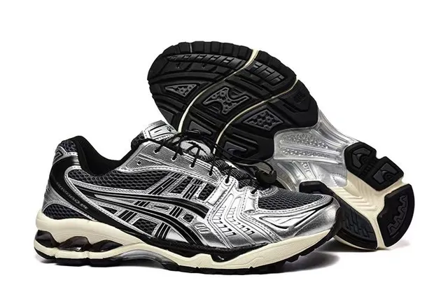 ASICS Argent Noir Métallique Maille Et Synthétique Supérieure Motif Rayures Tigre Chaussures de Course 5