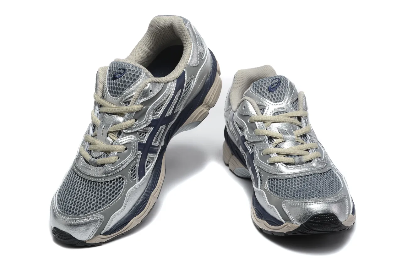ASICS فضي بحري معدني جلد صناعي أزرق لمسة وسيطة أحذية جري 3