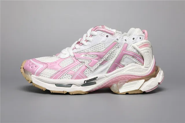 ASICS Chaussures Chunky Blancs et Roses avec Construction de Semelle Intermédiaire en Maille et Couche Synthétique 9