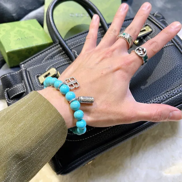 Balenciaga BB Beads pulseira de turquesa e prata 2