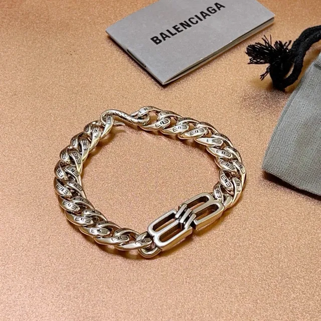 Pulseira BB Chain Balenciaga em metal prateado 2