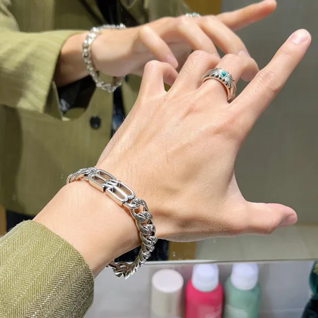 Pulseira BB Chain Balenciaga em metal prateado 3