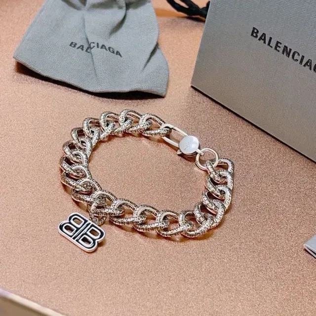 Balenciaga BB Chain Engraved Curb-Link Silver Bracelet 5