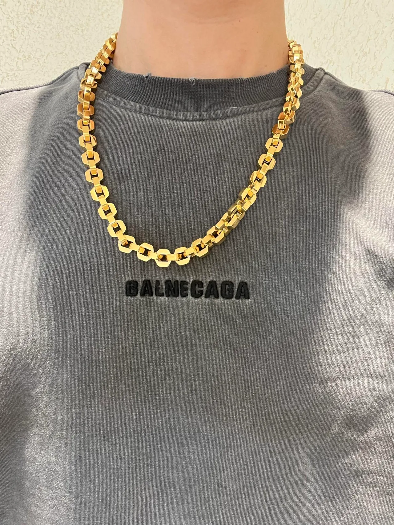 Balenciaga Colar Corrente Geométrica Dourada 5