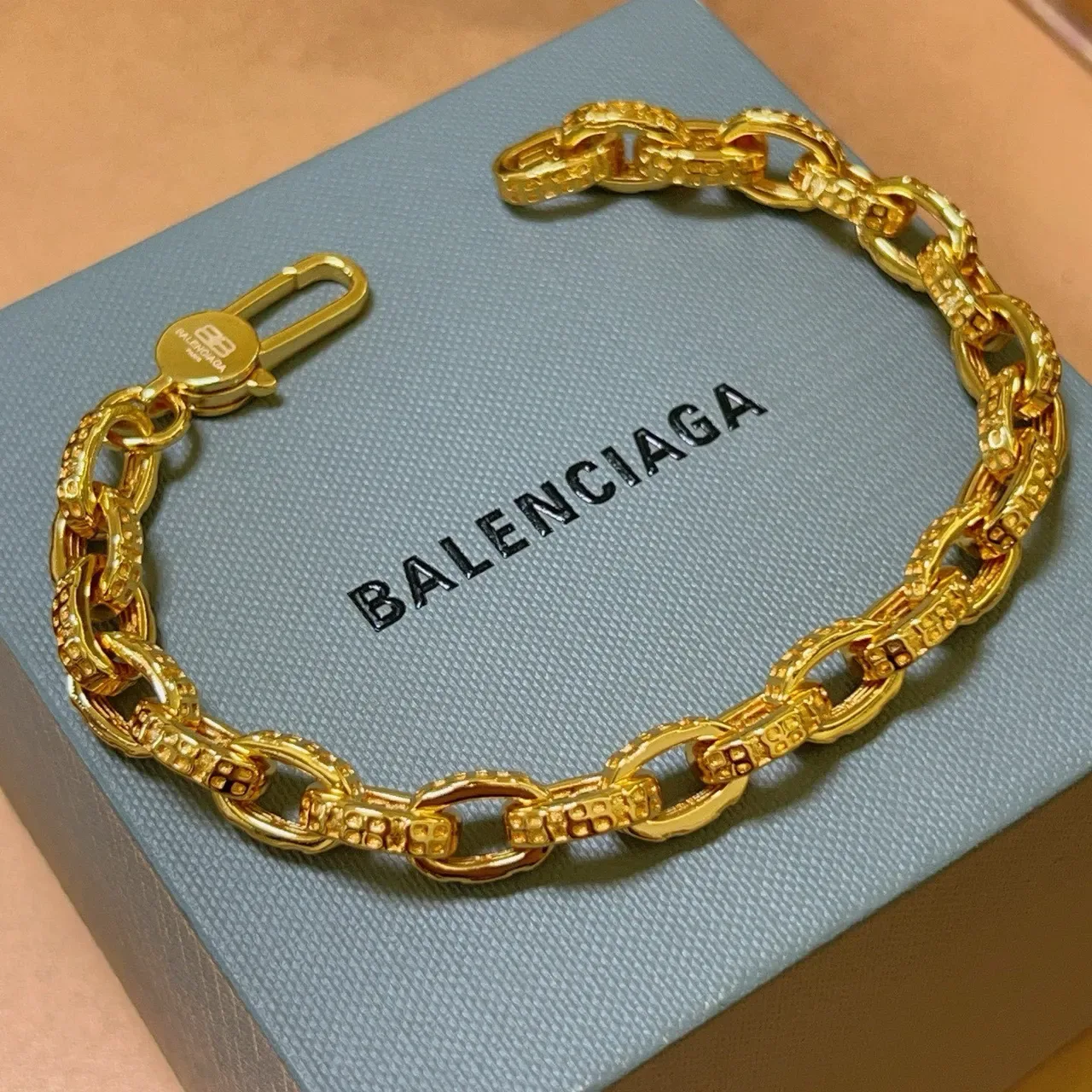 Balenciaga Bracelet Chunky Bracelet Chunky Bracelet Chunky Bracelet Chunky Bracelet Chunky Bracelet Doré 3