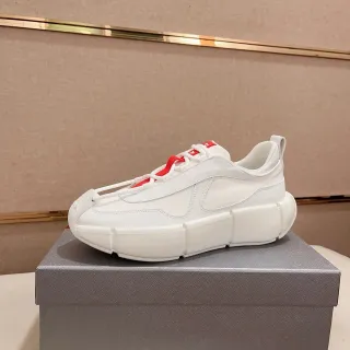 Balenciaga Defender أحذية رياضية كاجوال سميكة بيضاء وحمراء