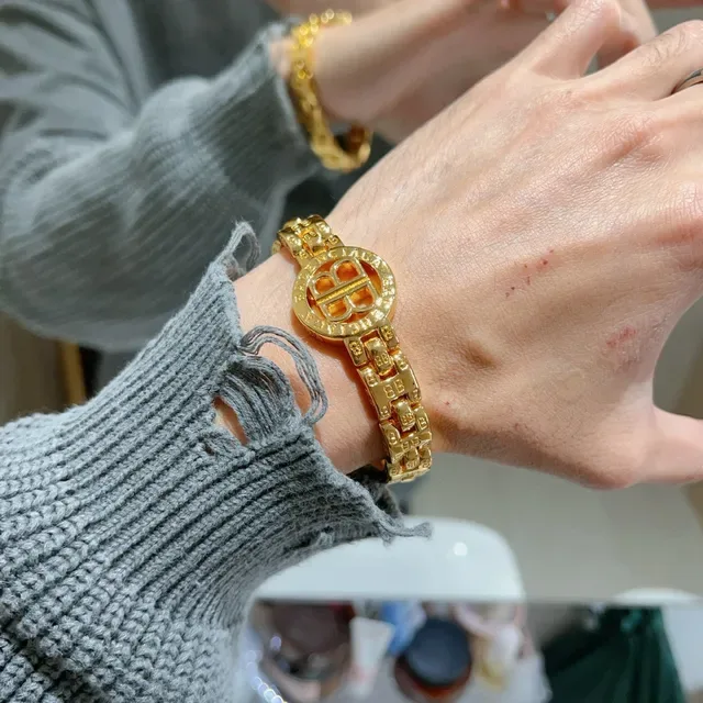 Balenciaga Logo Corrente Ouro Grossa Medalhão Centro Pulseira 9