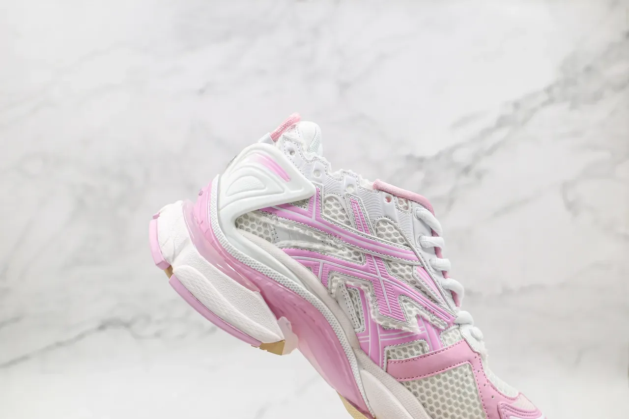 Balenciaga Runner حذاء رياضي أبيض ووردي chunky 5