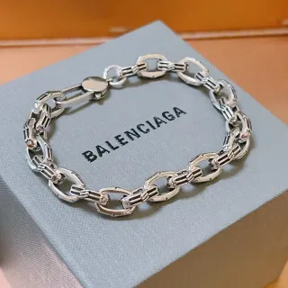 Balenciaga Pulsera de Cadena Gruesa con Eslabones Plateada de Metal Pulido