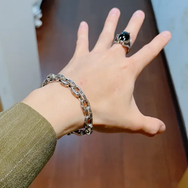 Balenciaga Pulseira Corrente Grossa com Links Prata Metal Polido 5