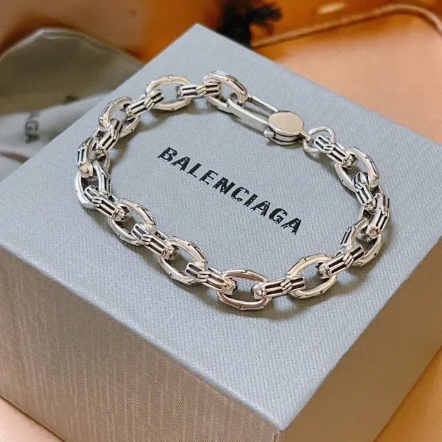 Balenciaga Pulseira Corrente Grossa com Links Prata Metal Polido 9