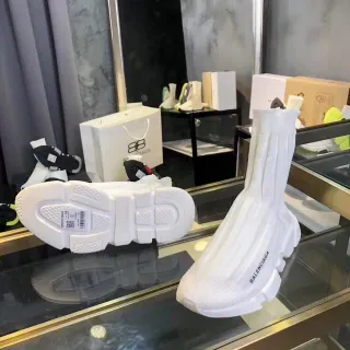 Balenciaga Speed Trainer حذاء رياضي أبيض سميك