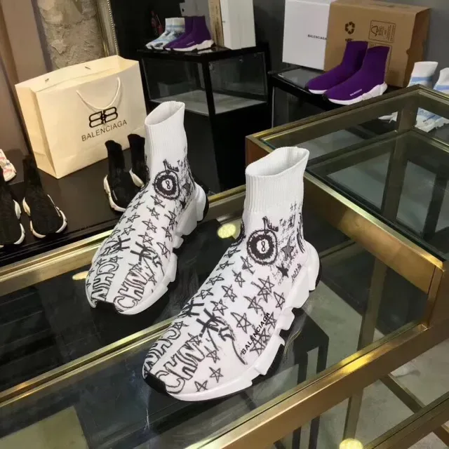 Balenciaga Speed Trainer أحذية رياضية بيضاء Graffiti-Print بدون أحزمة 3