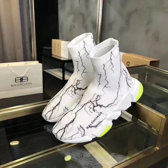 Balenciaga Speed Trainer branco e amarelo upper de malha tricô impressão de mármore craquelé tênis lifestyle 4