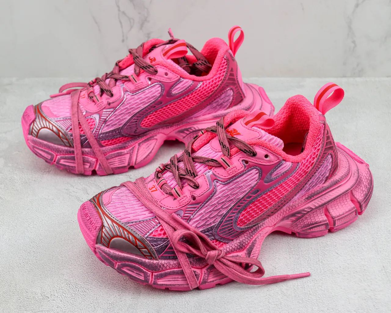 Balenciaga Track Trainer حذاء رياضي سميك اللون الوردي والأرجواني 4