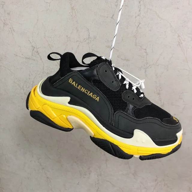 Balenciaga Triple S Sneakers noires et jaunes chunky 5