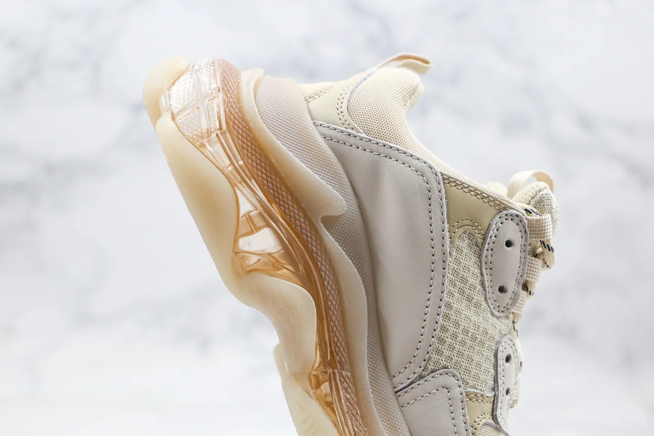 Balenciaga Triple S Off-White tênis chunky 4