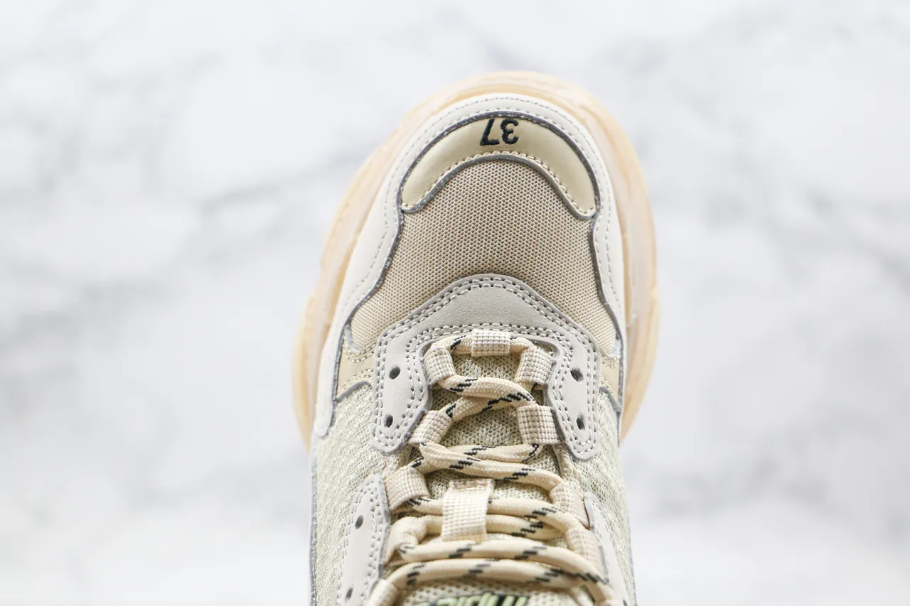 Balenciaga Triple S Off-White tênis chunky 5