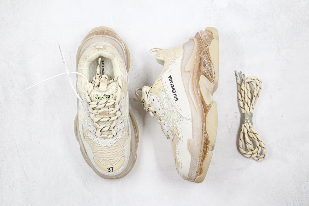 Balenciaga Triple S Off-White tênis chunky 8