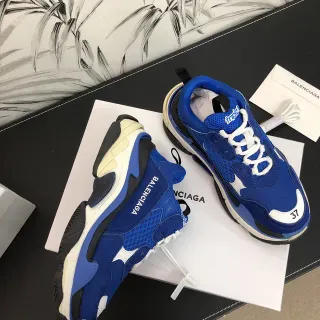 Balenciaga Triple S Runner أزرق أبيض أسود حذاء رياضي كبير