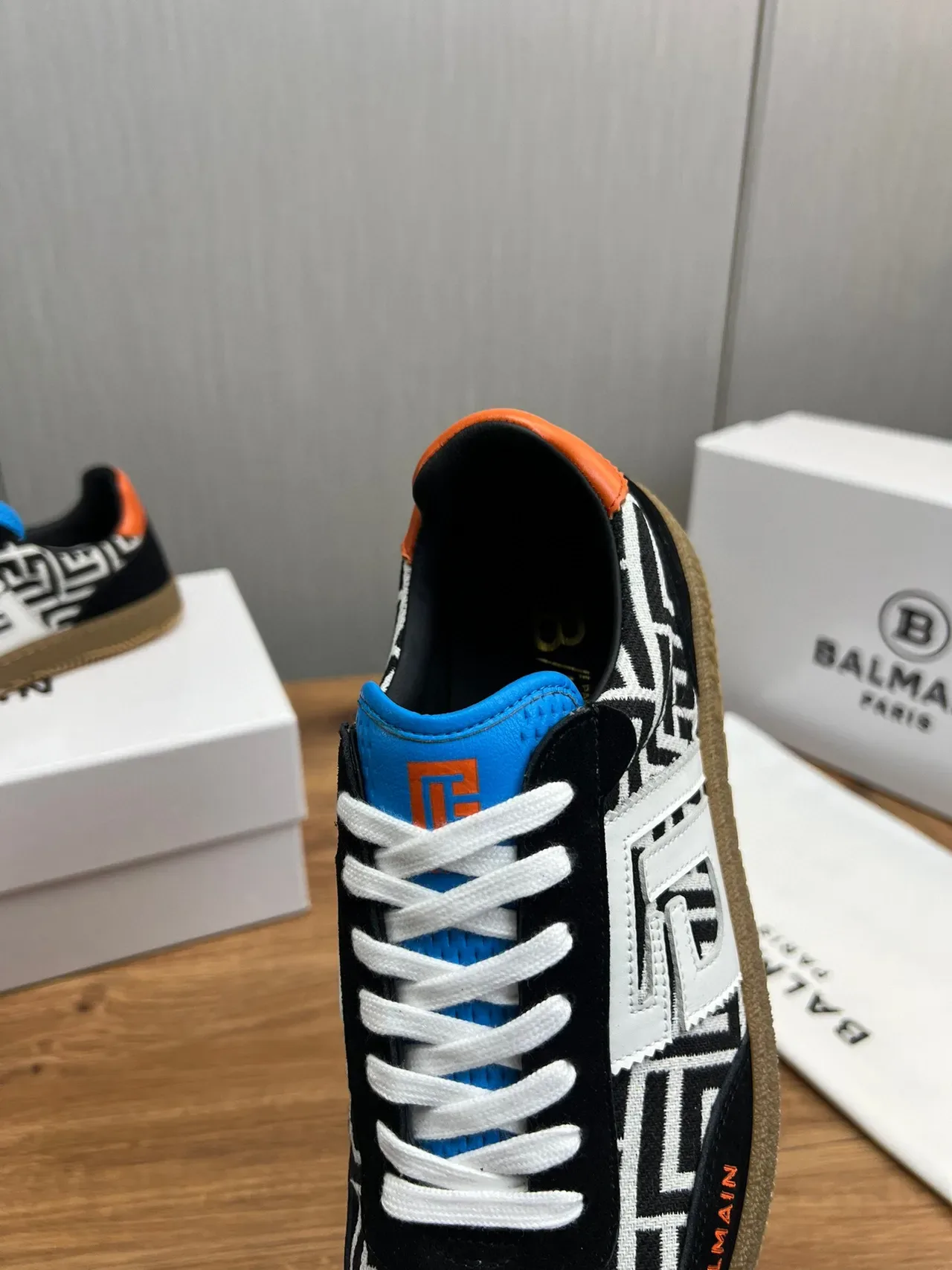 Balmain B-Court Monogram Noir Blanc Orange Gomme Lifestyle Sneakers 9