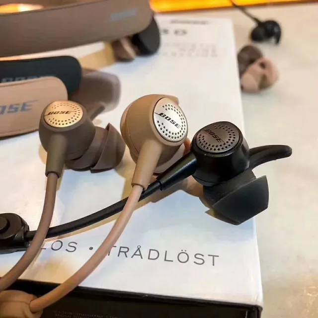 Bose QuietControl 30 Black Wireless Sports Earphones 13