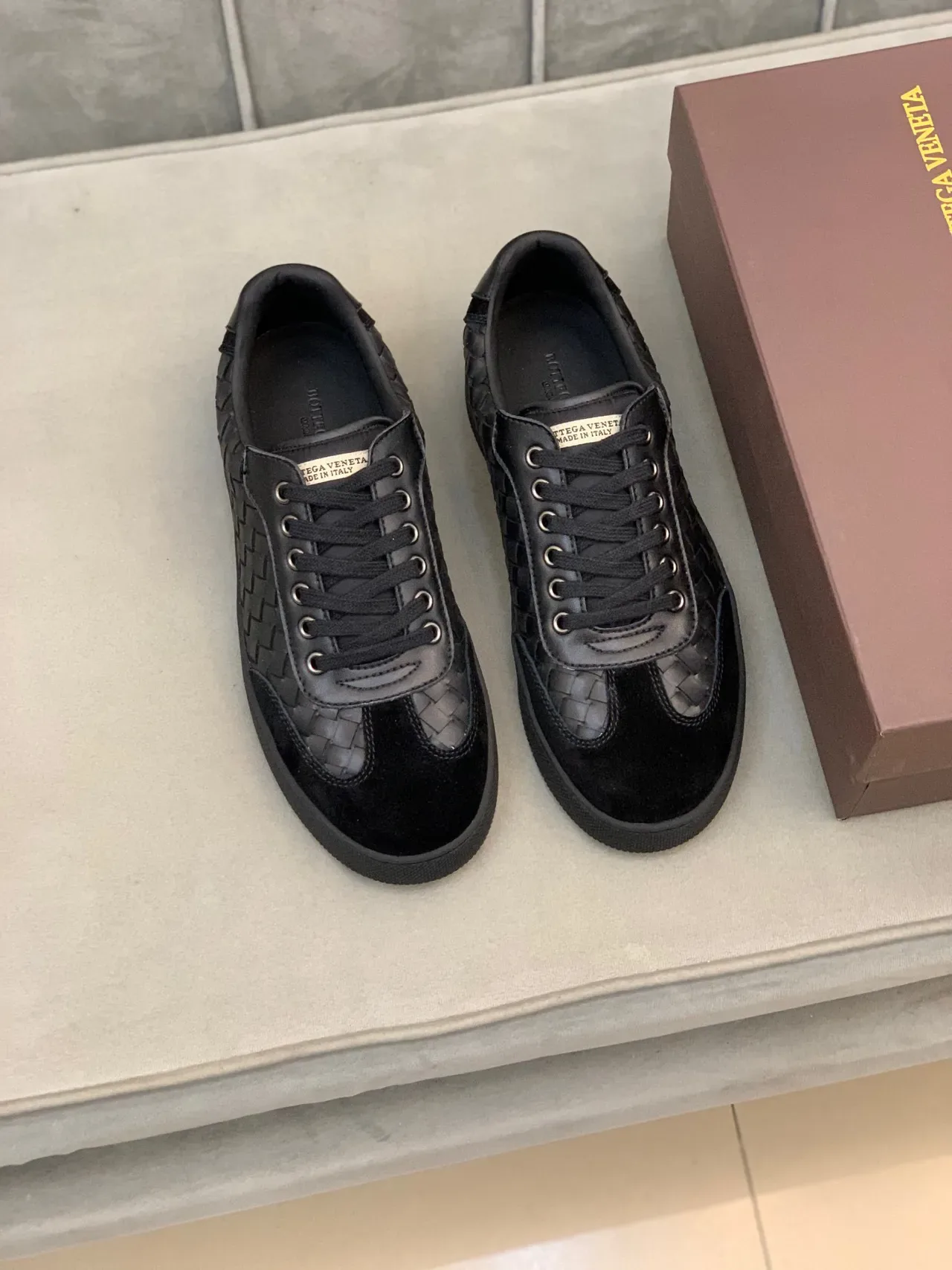 Bottega Veneta Cassette Black Intrecciato Woven Leather Lifestyle Sneakers 8